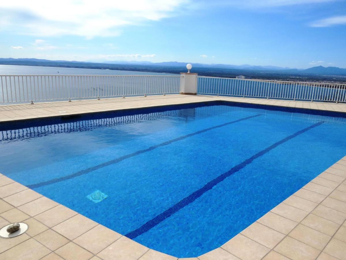 Appartement Residencial Puig Rom