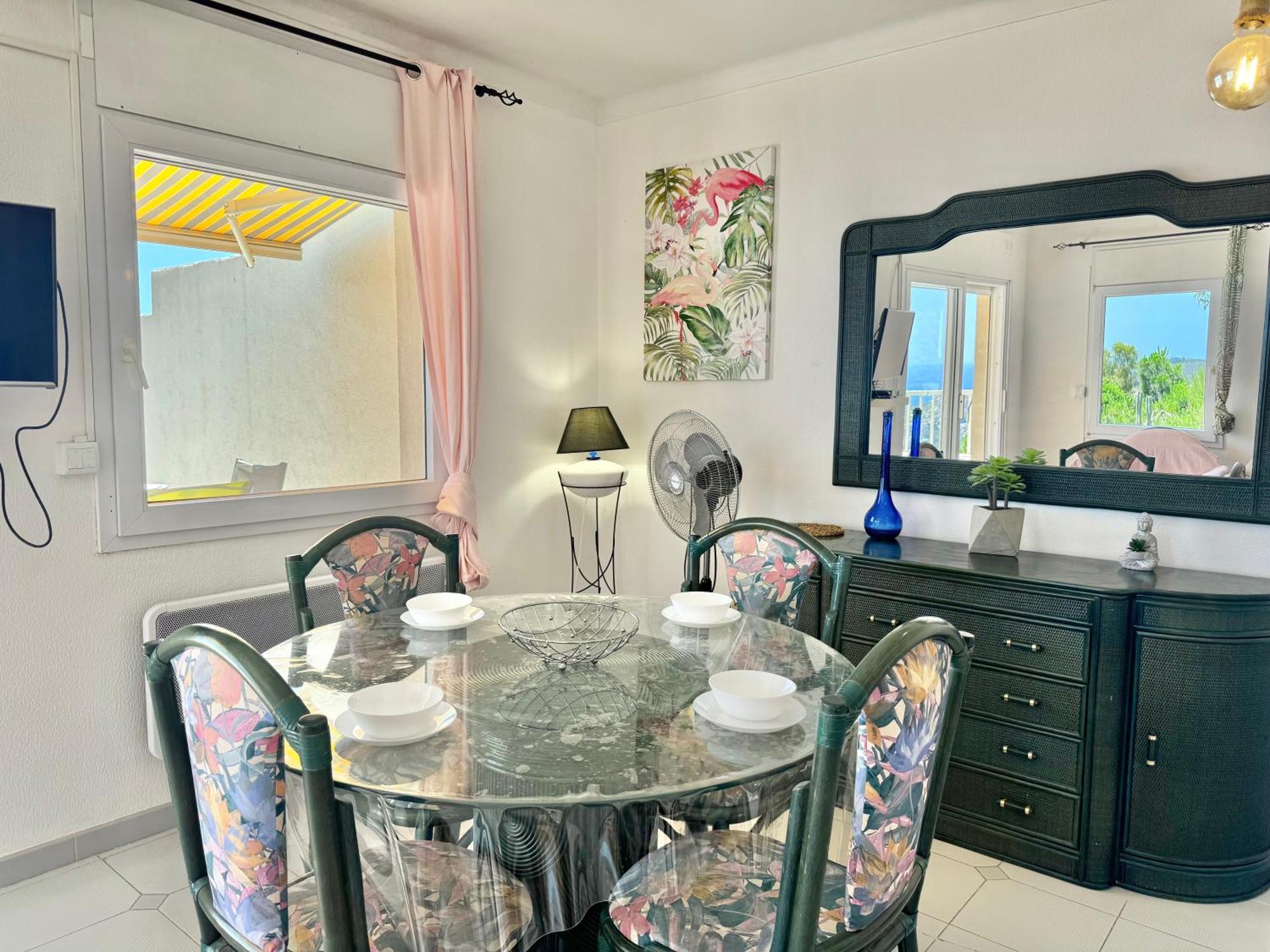 Appartement Residencial Puig Rom